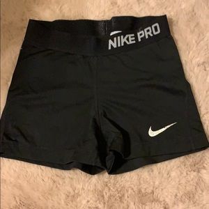 Nike pro 3” shorts